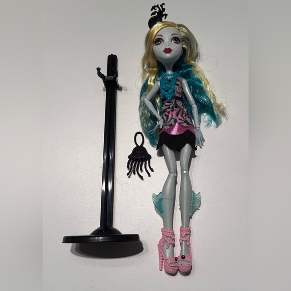 monster high Other - Monster High Doll Lagoona Blue Frights, Camera, Action Black Carpet 2008